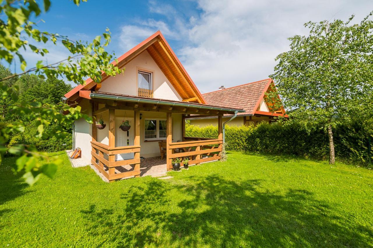 Domki Nad Stawem. Polańczyk Exterior foto